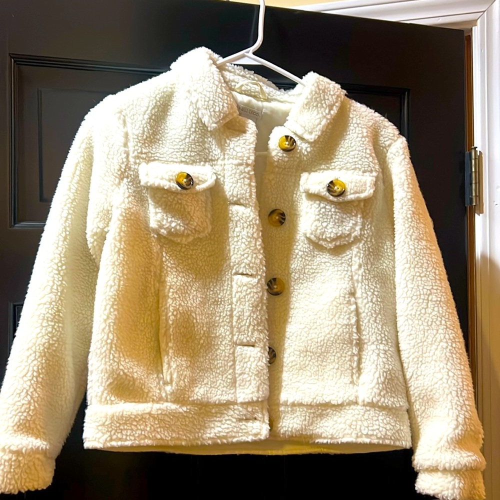 White Jacket Girls Size L (10/12) Fits true to size